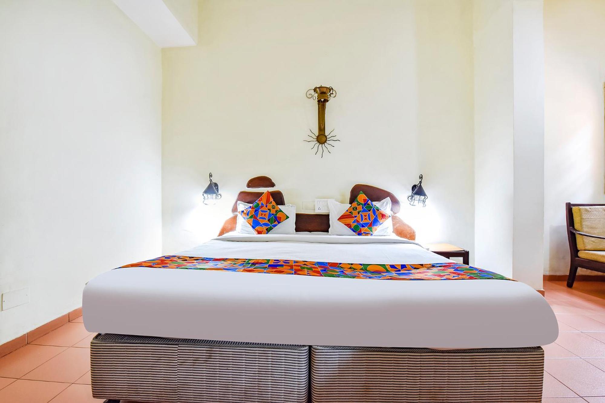 Fabhotel Maharaja - Nr Vasco Da Gama Railway Station Marmagao Dış mekan fotoğraf